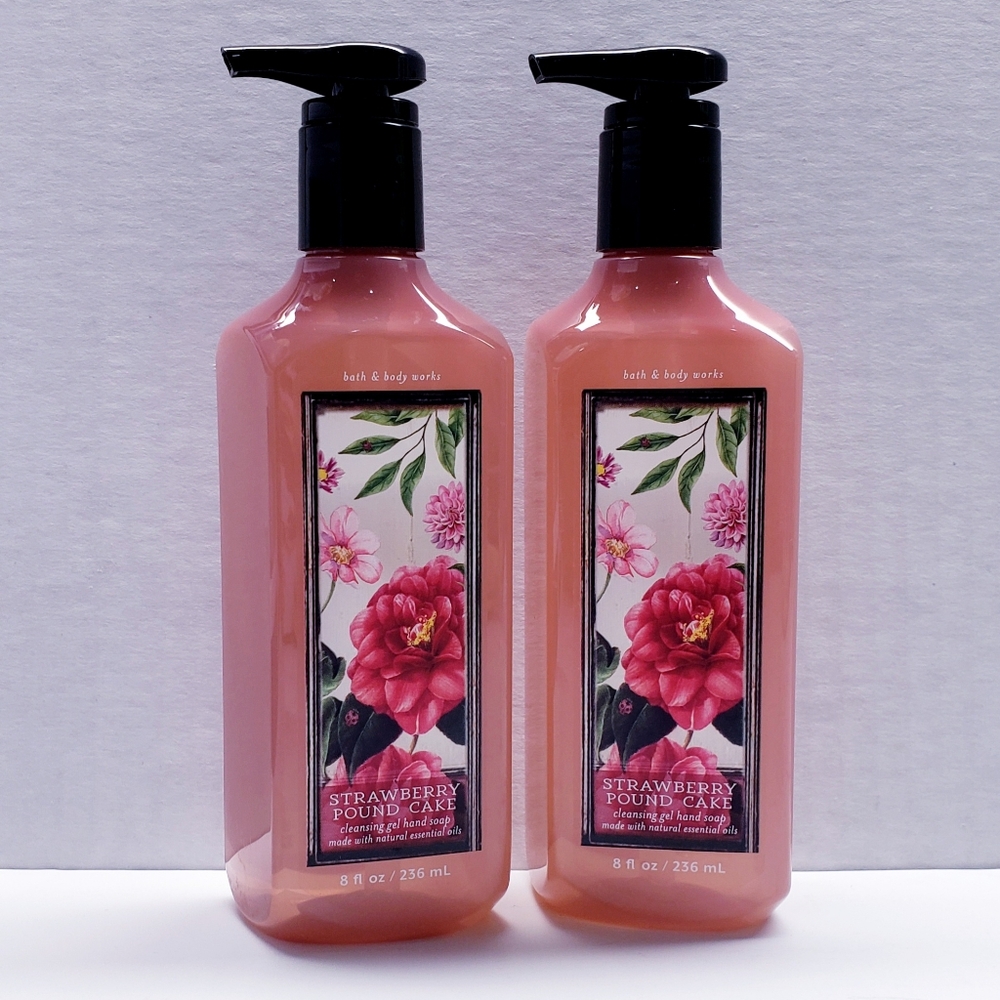 Bath & Body Works STRAWBERRY POUND CAKE Cleansing gel Hand Soap, 8 oz(2 pack)